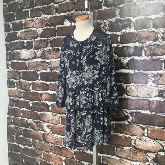 Hinge Dress Boho Floral Butterfly Blue Small - Picture 8 of 13